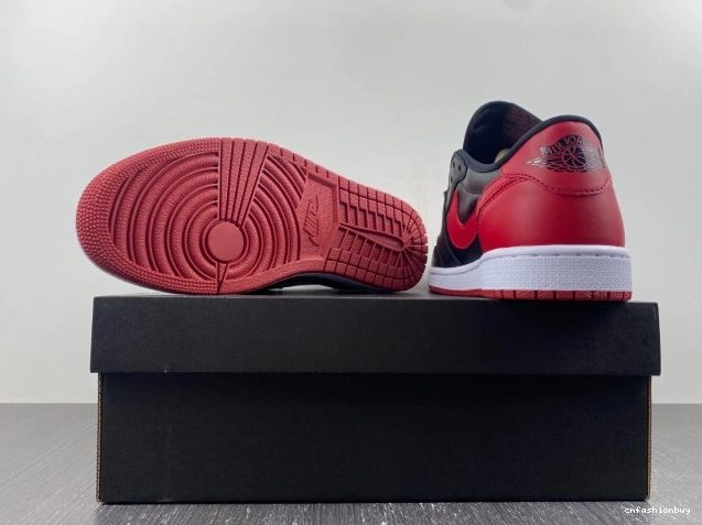1 705329-001 Retro Jordan Low Air Bred 0803